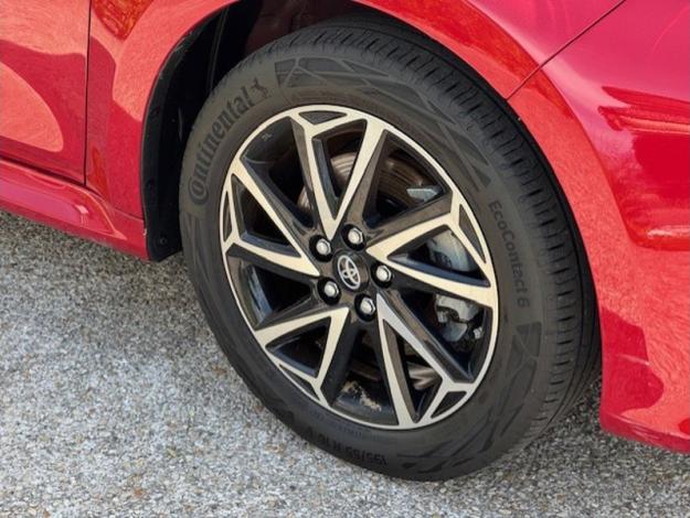 TOYOTA Yaris Hybride Hybride 116h Design  