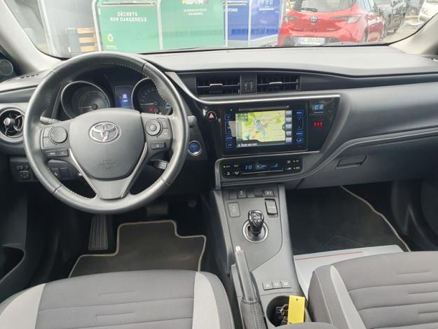 TOYOTA Auris 1.8 HYBRID 136 CVT AUTO TECHNOLINE  