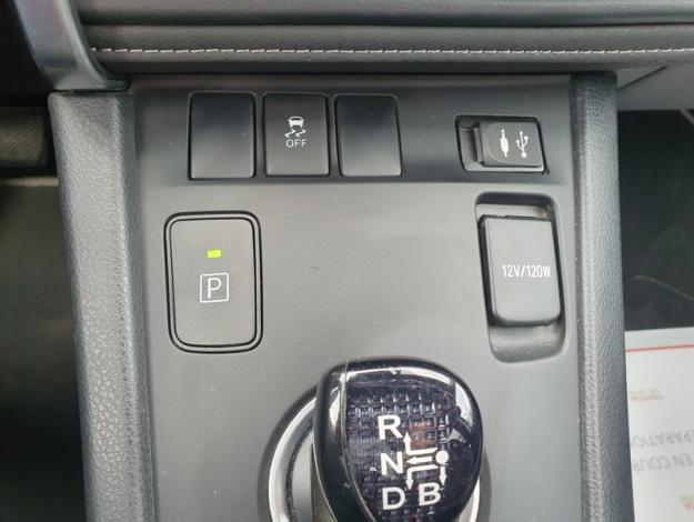 TOYOTA Auris 1.8 HYBRID 136 CVT AUTO TECHNOLINE  
