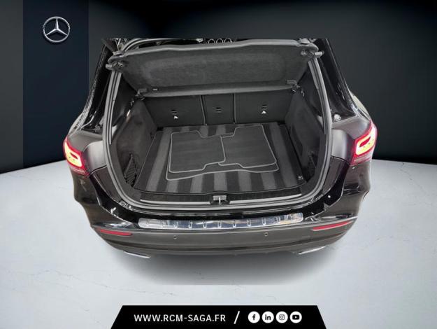 MERCEDES-BENZ GLA 200 d AMG Line  