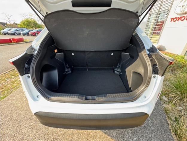 TOYOTA Yaris Cross 116H 2WD DESIGN MY22  