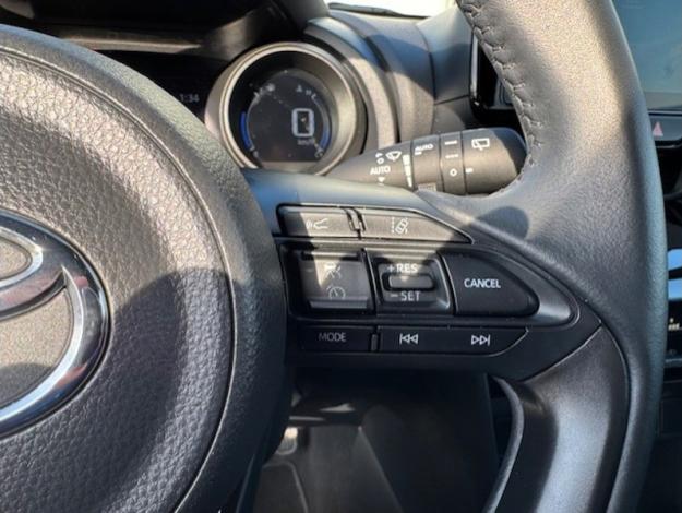 TOYOTA Yaris Cross 116H 2WD DESIGN MY22  