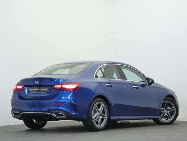 MERCEDES-BENZ Classe A 200 d Berline AMG Line  200 d Berline AMG Line