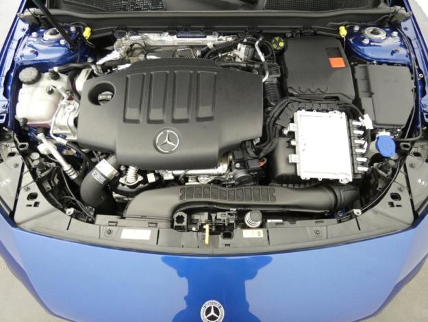 MERCEDES-BENZ Classe A 200 d Berline AMG Line  200 d Berline AMG Line