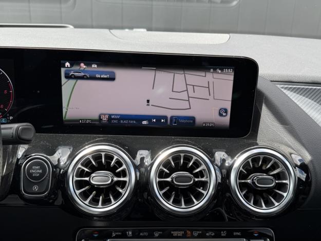 MERCEDES-BENZ GLA GLA 200 d AMG Line  GLA 200 d AMG Line