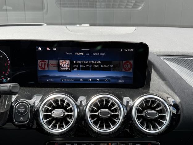 MERCEDES-BENZ GLA GLA 200 d AMG Line  GLA 200 d AMG Line
