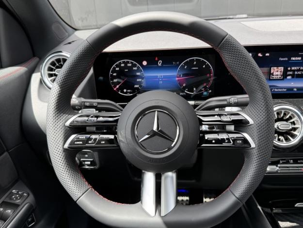 MERCEDES-BENZ GLA GLA 200 d AMG Line  GLA 200 d AMG Line