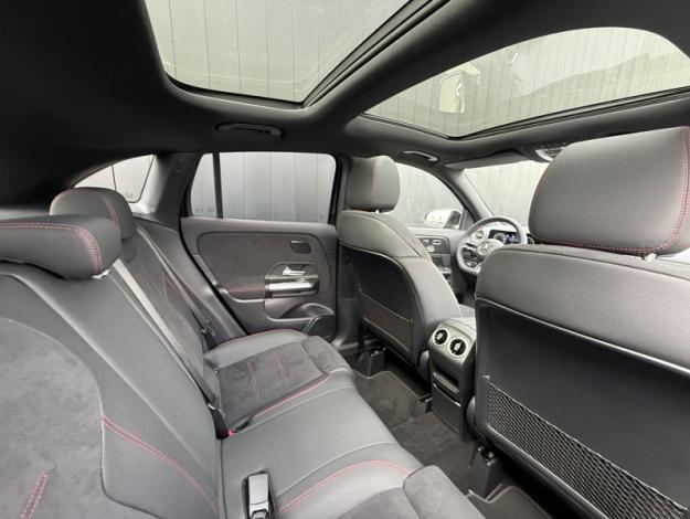 MERCEDES-BENZ GLA GLA 200 d AMG Line  GLA 200 d AMG Line
