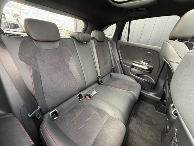 MERCEDES-BENZ GLA GLA 200 d AMG Line  GLA 200 d AMG Line