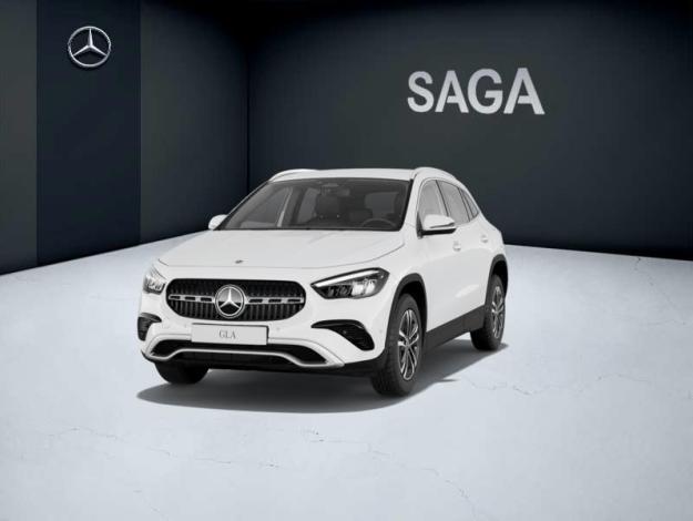 MERCEDES-BENZ GLA 180   Essential Line