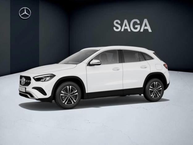 MERCEDES-BENZ GLA 180   Essential Line