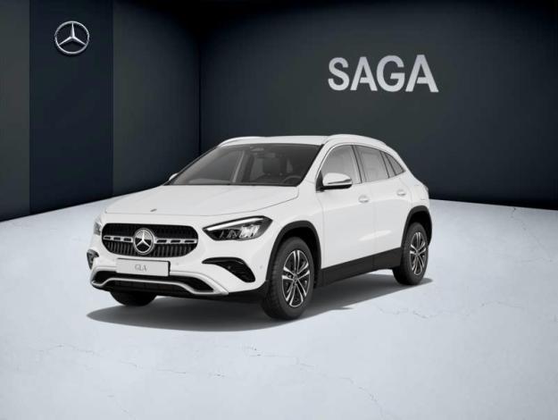 MERCEDES-BENZ GLA 180   Essential Line