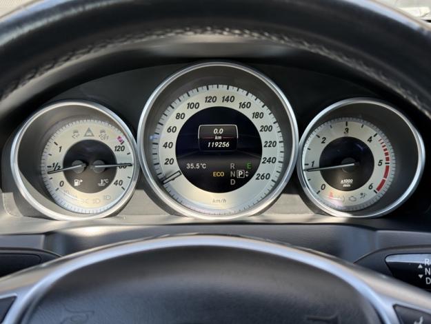 MERCEDES-BENZ Classe E Cabriolet E 220 d Cabriolet Sportline  
