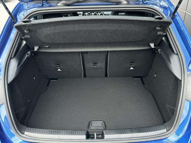 MERCEDES-BENZ Classe A 200 d AMG Line  Classe A 200 d AMG Line