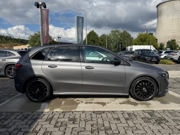 MERCEDES-BENZ B 220 D AMG LINE  