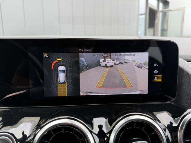 MERCEDES-BENZ GLA 200 d AMG Line  