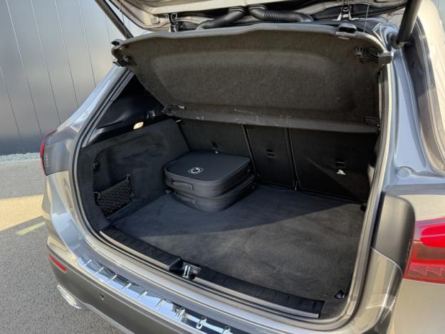 MERCEDES-BENZ GLA 250 e Hybrid EQ Progressive Line  