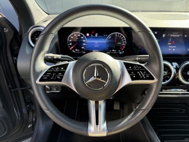 MERCEDES-BENZ GLA 250 e Hybrid EQ Progressive Line  