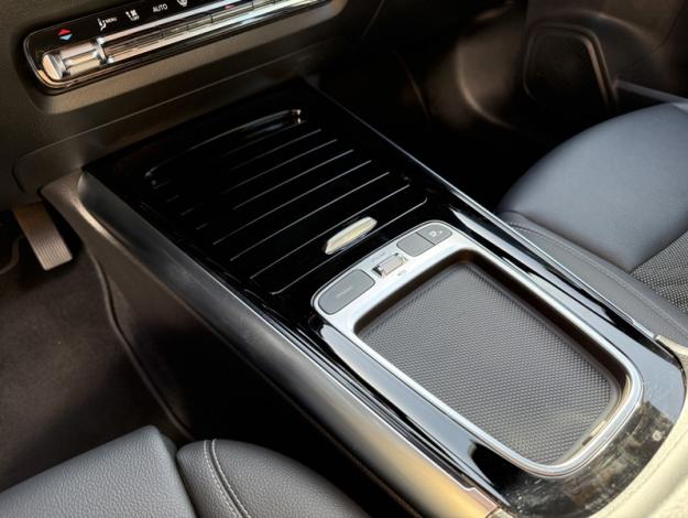 MERCEDES-BENZ GLA 250 e Hybrid EQ Progressive Line  