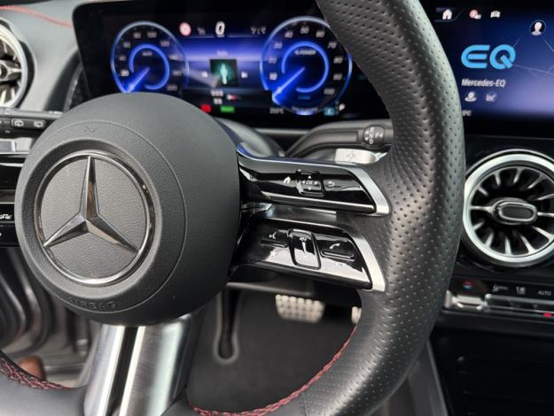 MERCEDES-BENZ EQB 250+ AMG Line  