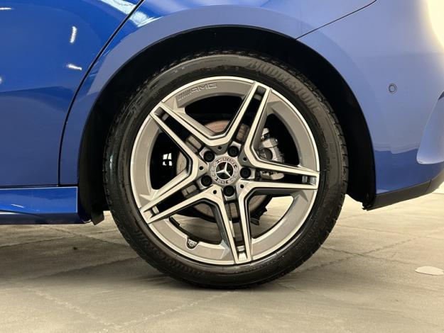 MERCEDES-BENZ Classe A 200 d AMG Line  