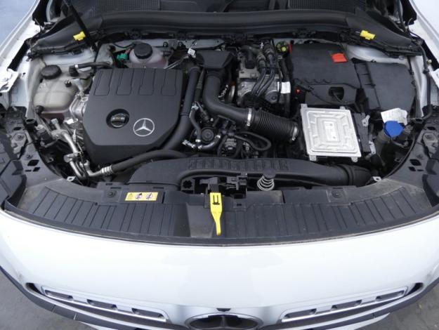 MERCEDES-BENZ GLA 250 e AMG Line AMG Line GLA 250 e AMG Line