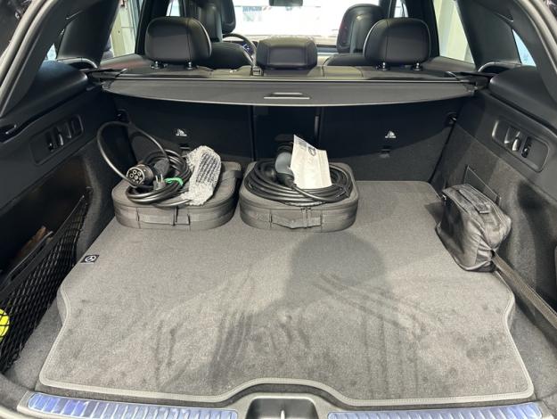 MERCEDES-BENZ GLC-Klasse GLC SUV 300 e 4MATIC Star Edition