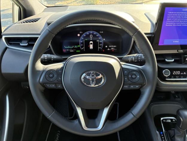 TOYOTA Corolla Touring Sports Hybride 1.8L 140h Design  