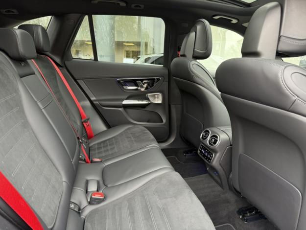 MERCEDES-BENZ GLC 300 e 4M AMG Night Pano Burmester  