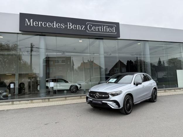 MERCEDES-BENZ GLC 300 e 4M AMG Night Pano Burmester  