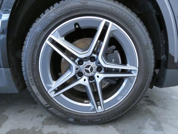 MERCEDES-BENZ GLA 200 d AMG Line  