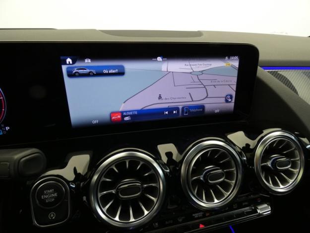 MERCEDES-BENZ GLA 200 d AMG Line  
