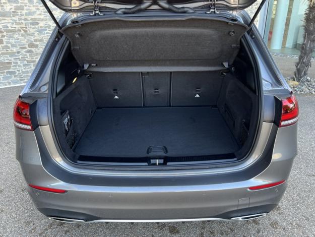 MERCEDES-BENZ Classe B 180 d AMG Line Edition  