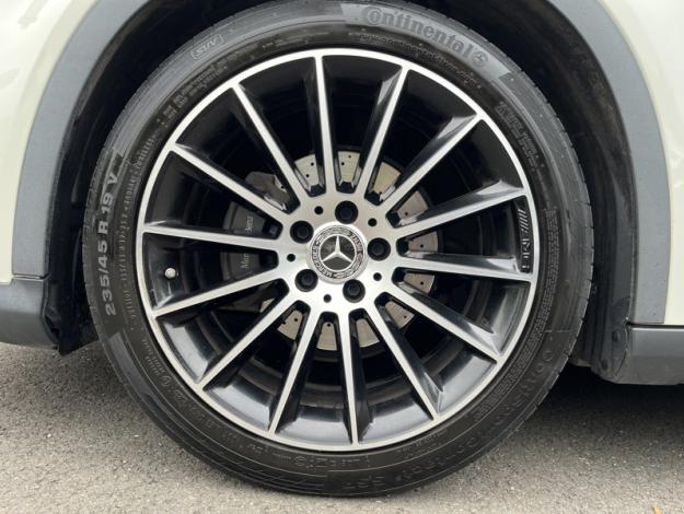 MERCEDES-BENZ GLA 200 d WhiteArt Edition  Classe GLA/ X156 GLA 200 d WhiteArt Edition