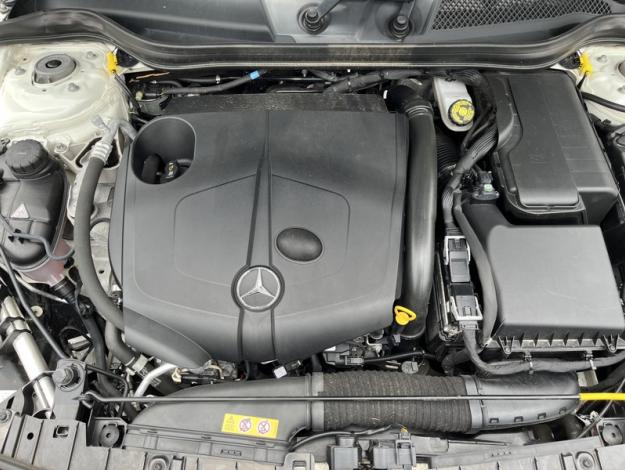 MERCEDES-BENZ GLA 200 d WhiteArt Edition  Classe GLA/ X156 GLA 200 d WhiteArt Edition