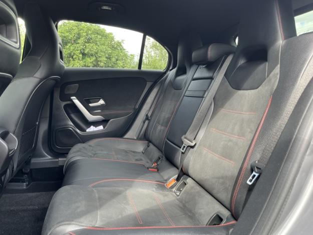 MERCEDES-BENZ Classe A 200 d AMG Line  