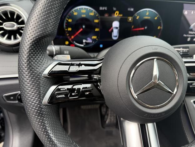MERCEDES-BENZ Classe E Coupé Classe E 220 d AMG Line Coupé  Classe E 220 d AMG Line CoupÚ