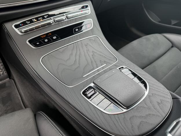 MERCEDES-BENZ Classe E Coupé Classe E 220 d AMG Line Coupé  Classe E 220 d AMG Line CoupÚ