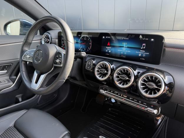 MERCEDES-BENZ CLA Shooting Brake CLA 200 d Shooting Brake Business Line  CLA 200 d Shooting Brake Business Line