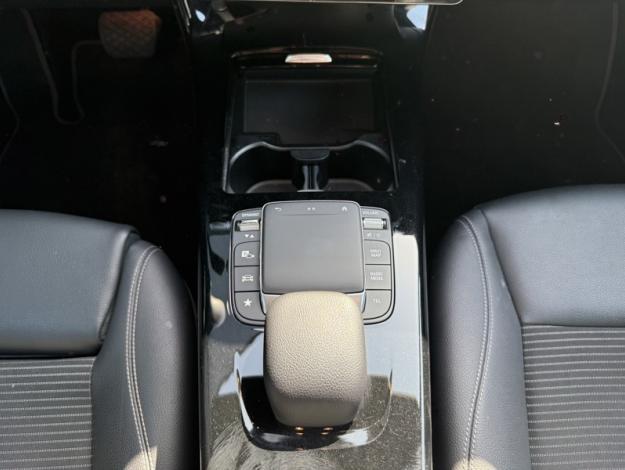 MERCEDES-BENZ CLA Shooting Brake CLA 200 d Shooting Brake Business Line  CLA 200 d Shooting Brake Business Line