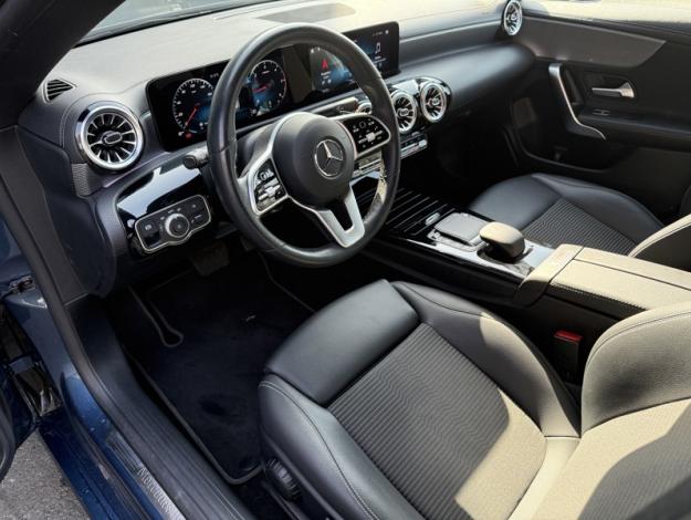 MERCEDES-BENZ CLA Shooting Brake CLA 200 d Shooting Brake Business Line  CLA 200 d Shooting Brake Business Line