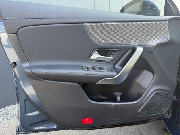 MERCEDES-BENZ CLA Shooting Brake CLA 200 d Shooting Brake Business Line  CLA 200 d Shooting Brake Business Line