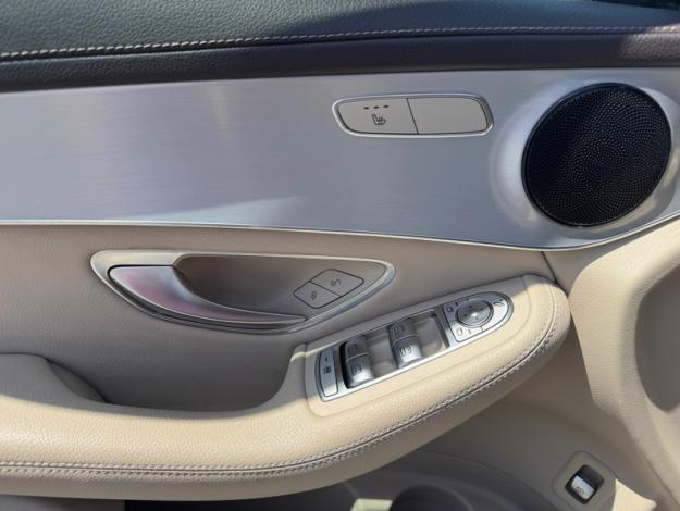 MERCEDES-BENZ GLC 200 d Luxury Line  