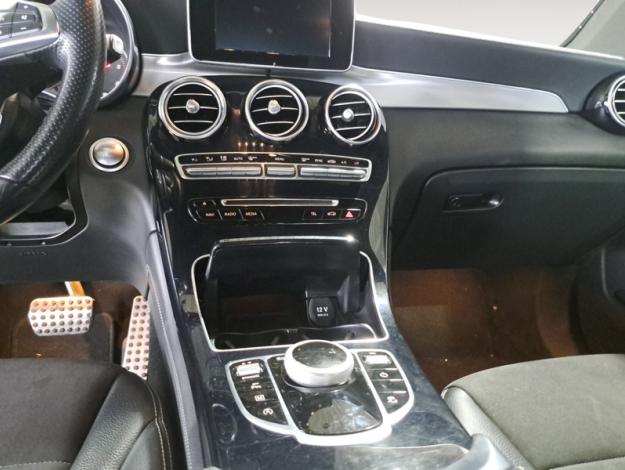 MERCEDES-BENZ GLC-Klasse GLC 220 d 4MATIC