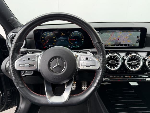 MERCEDES-BENZ Classe A 250 e AMG Line  