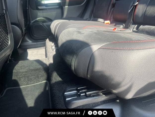 MERCEDES-BENZ GLB 200 d AMG Line  