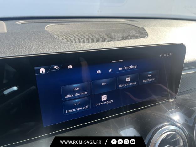 MERCEDES-BENZ GLB 200 d AMG Line  
