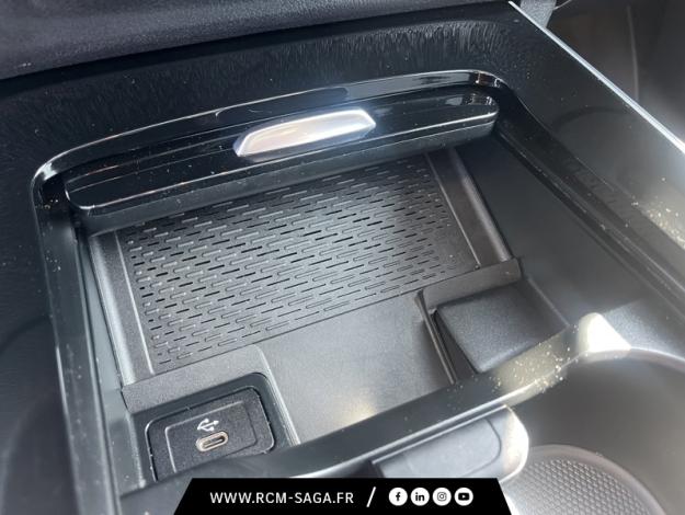 MERCEDES-BENZ GLB 200 d AMG Line  