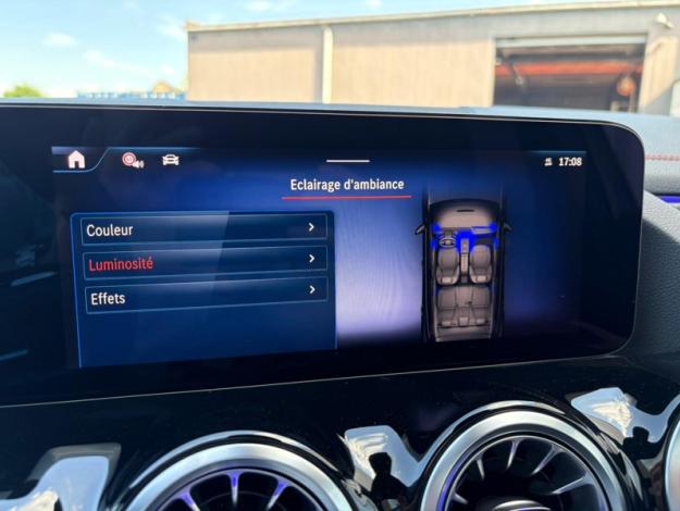 MERCEDES-BENZ EQA EQA 300 4MATIC