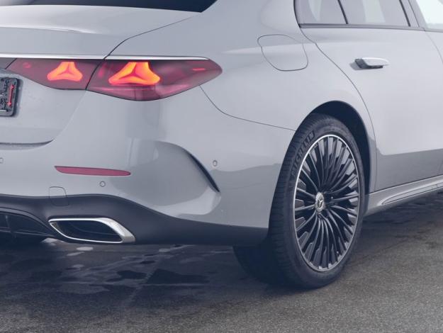 MERCEDES-BENZ E-Klasse E 300 e